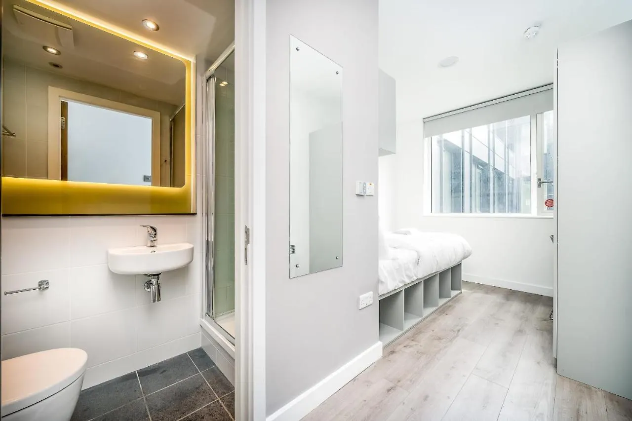 公寓 Ensuite Single Room With Shared Kitchen In Dublin Quays